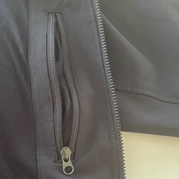 SOLD.  Columbia Men’s Interchange Omni-Shield Soft Shell Jacket Black M - Picture 7 of 10